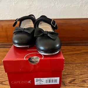 12.5 black capezio tap shoes